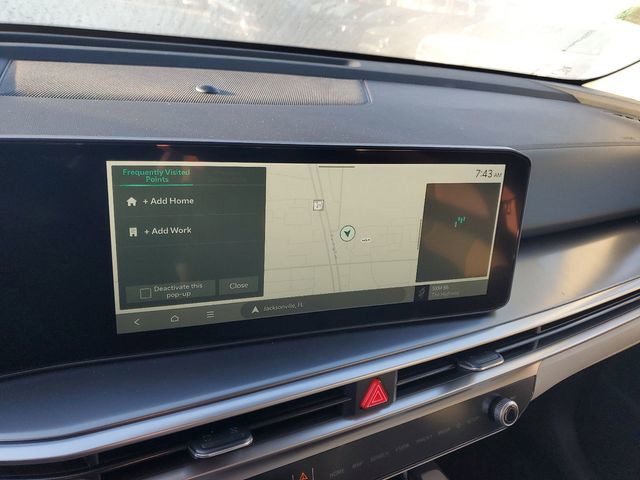 2025 Kia Sorento - Photo 16