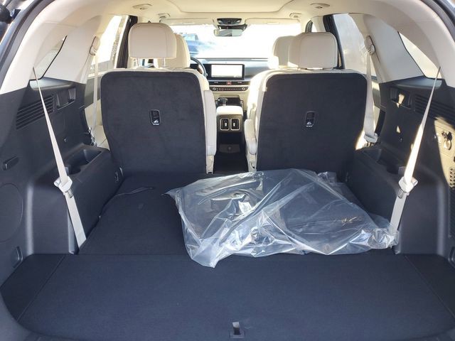 2025 Kia Sorento - Photo 28