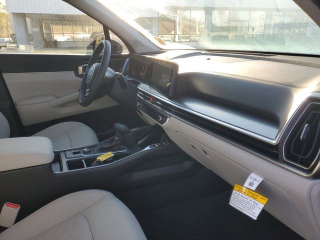 2025 Kia Sorento - Photo 33
