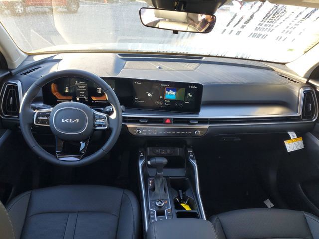 2025 Kia Sorento - Photo 23