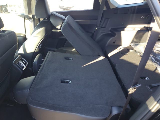 2025 Kia Sorento - Photo 26