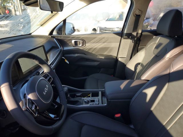 2025 Kia Sorento - Photo 8