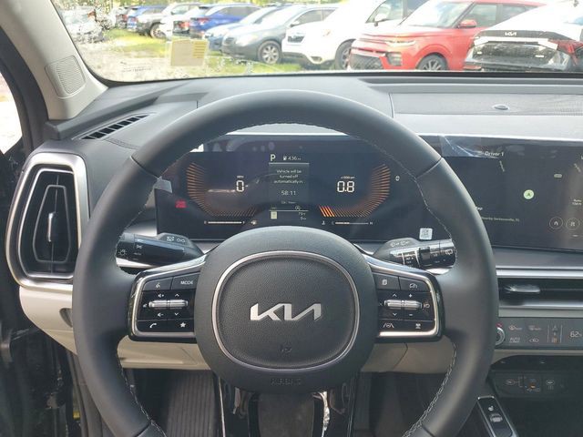 2025 Kia Sorento - Photo 13