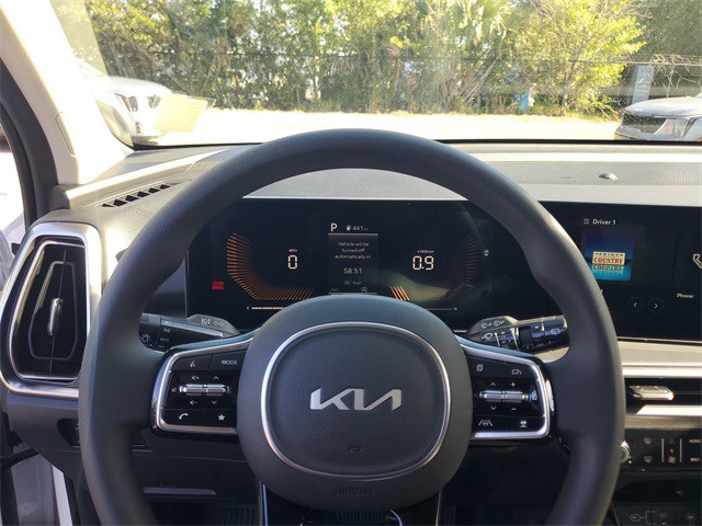 2025 Kia Sorento - Photo 13