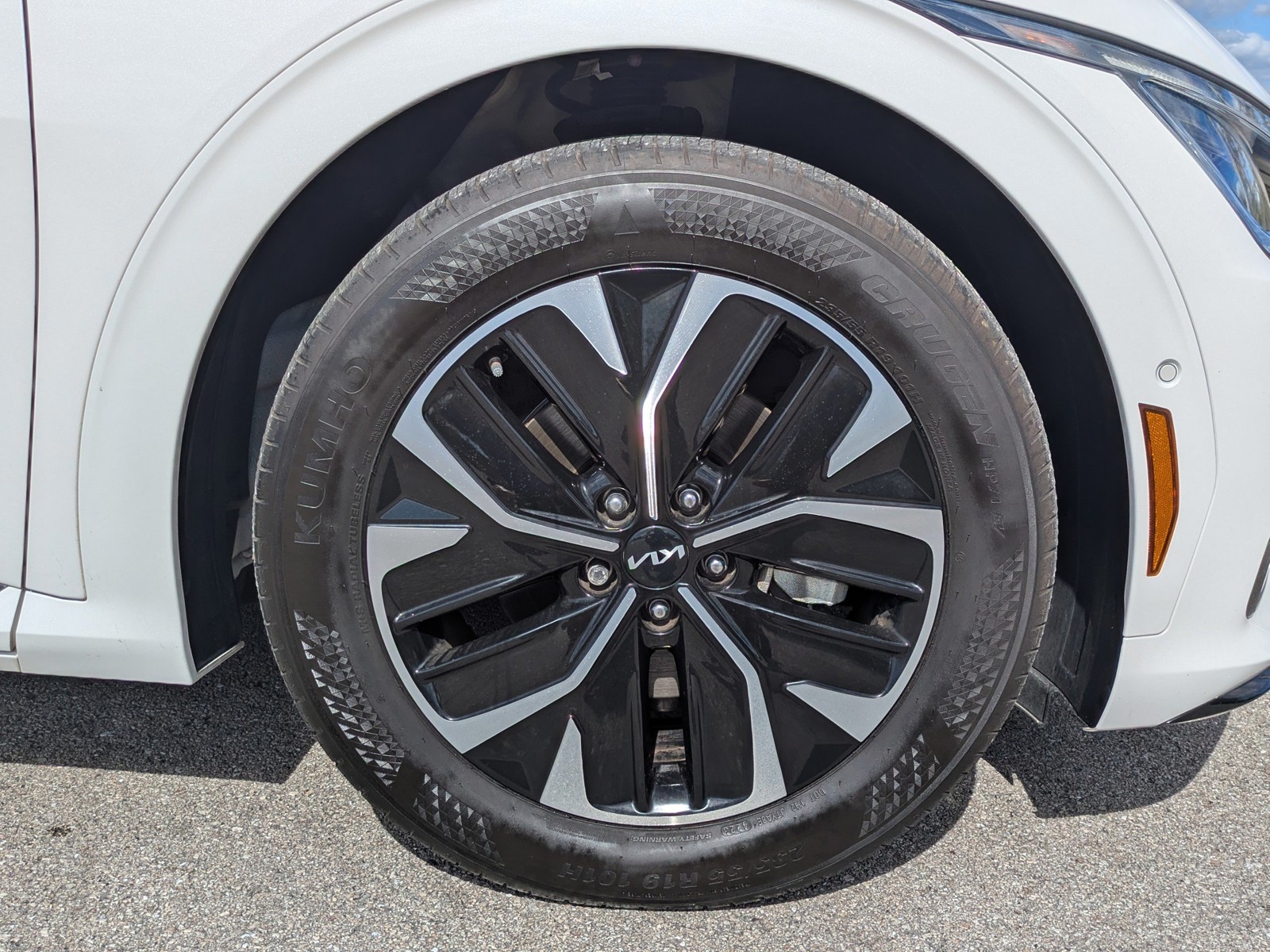 2024 Kia EV6 - Photo 12