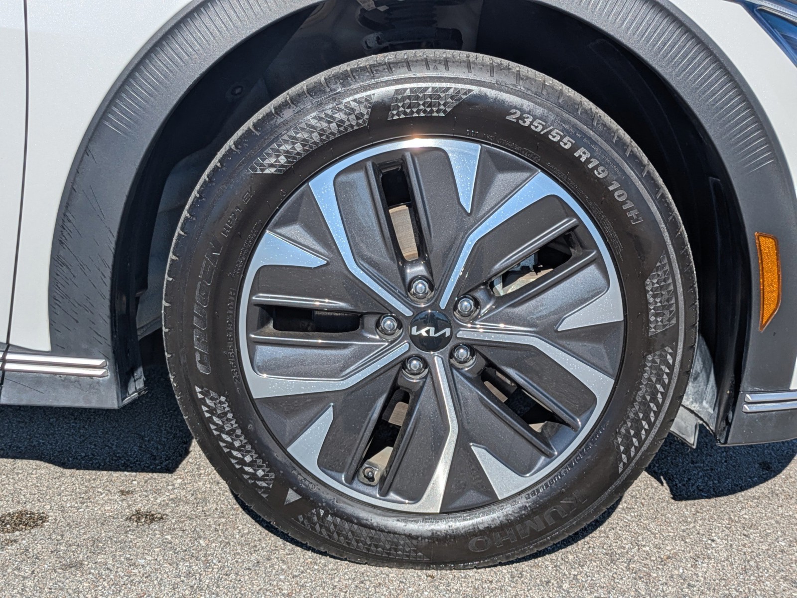 2024 Kia EV6 - Photo 11
