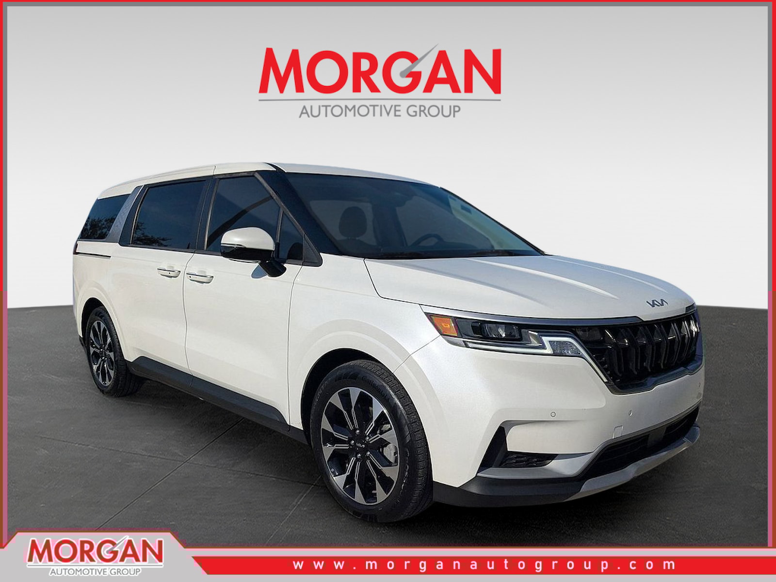 2024 Kia Carnival EX's photo