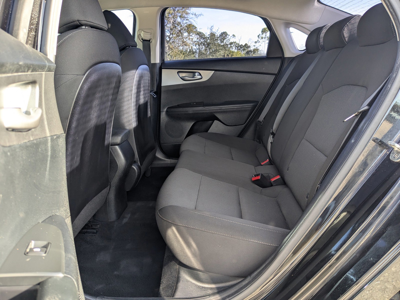 2019 Kia Forte - Photo 15
