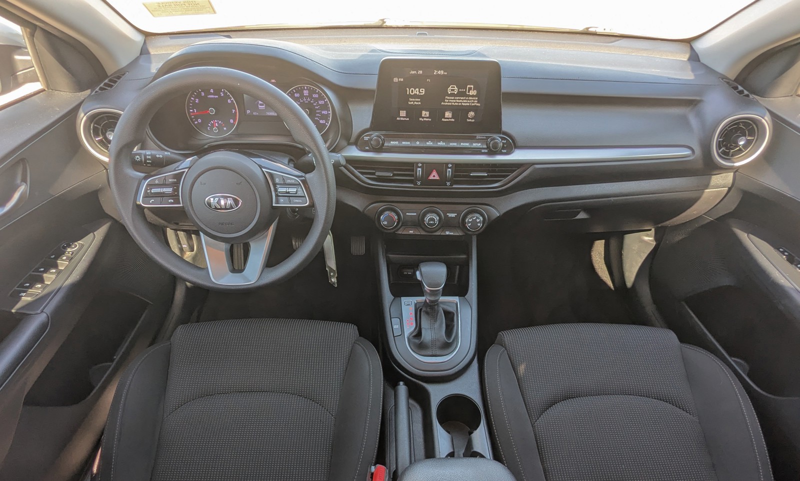 2020 Kia Forte - Photo 15