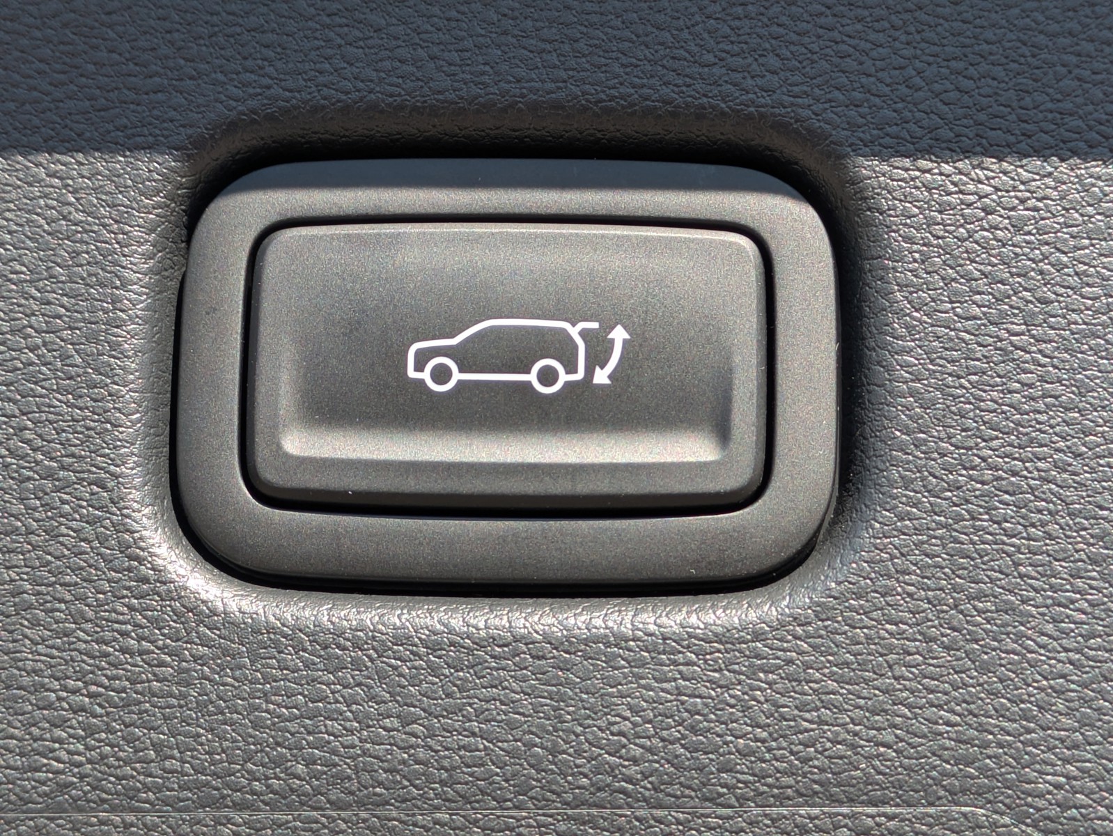 2025 Hyundai Kona Electric - Photo 13