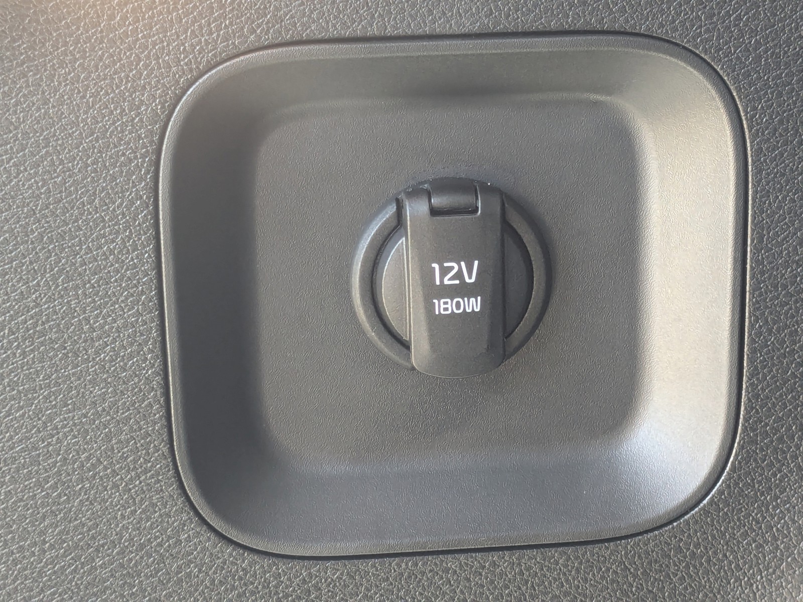 2026 Kia Sportage - Photo 14