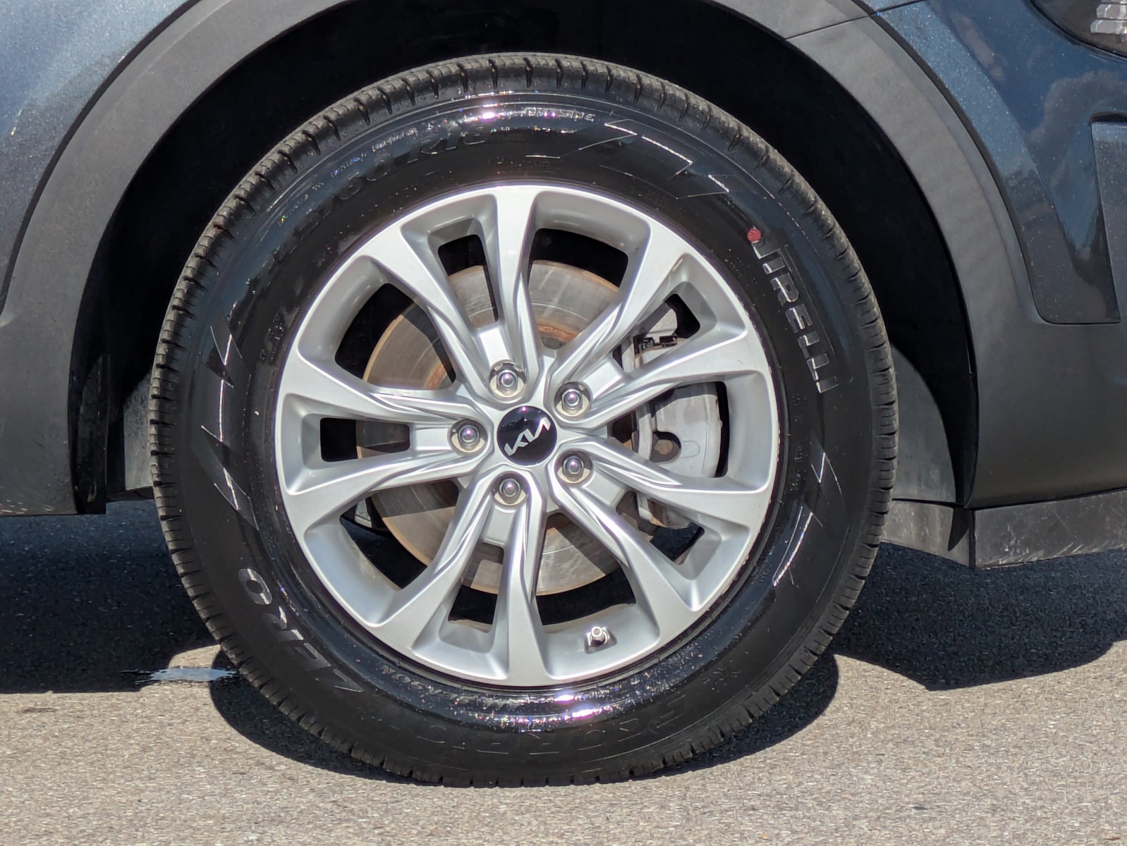 2022 Kia Telluride - Photo 11