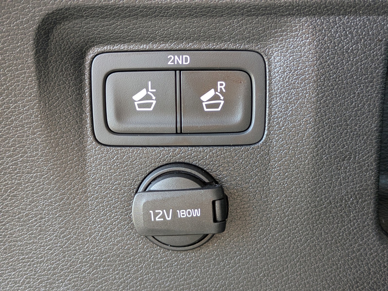 2022 Kia Telluride - Photo 14