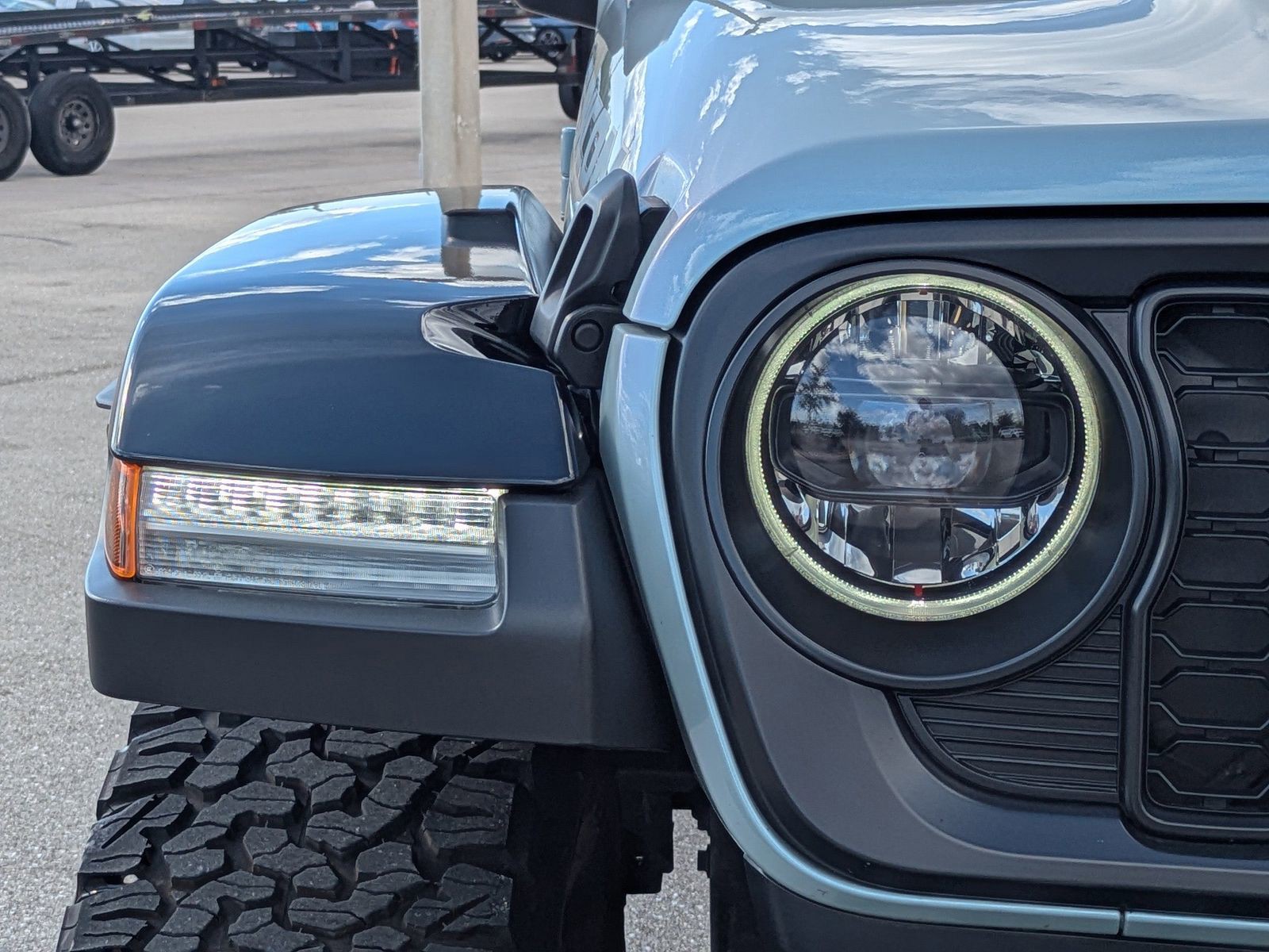 2024 Jeep Wrangler - Photo 10