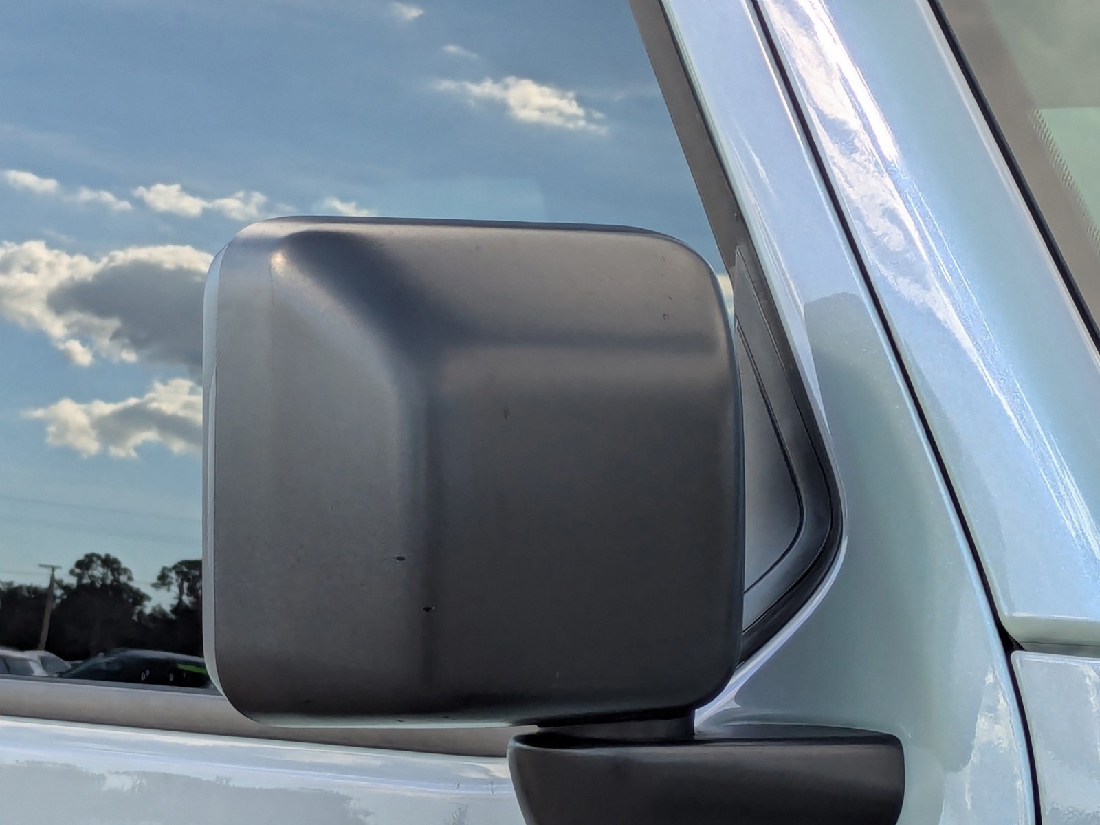 2024 Jeep Wrangler - Photo 14