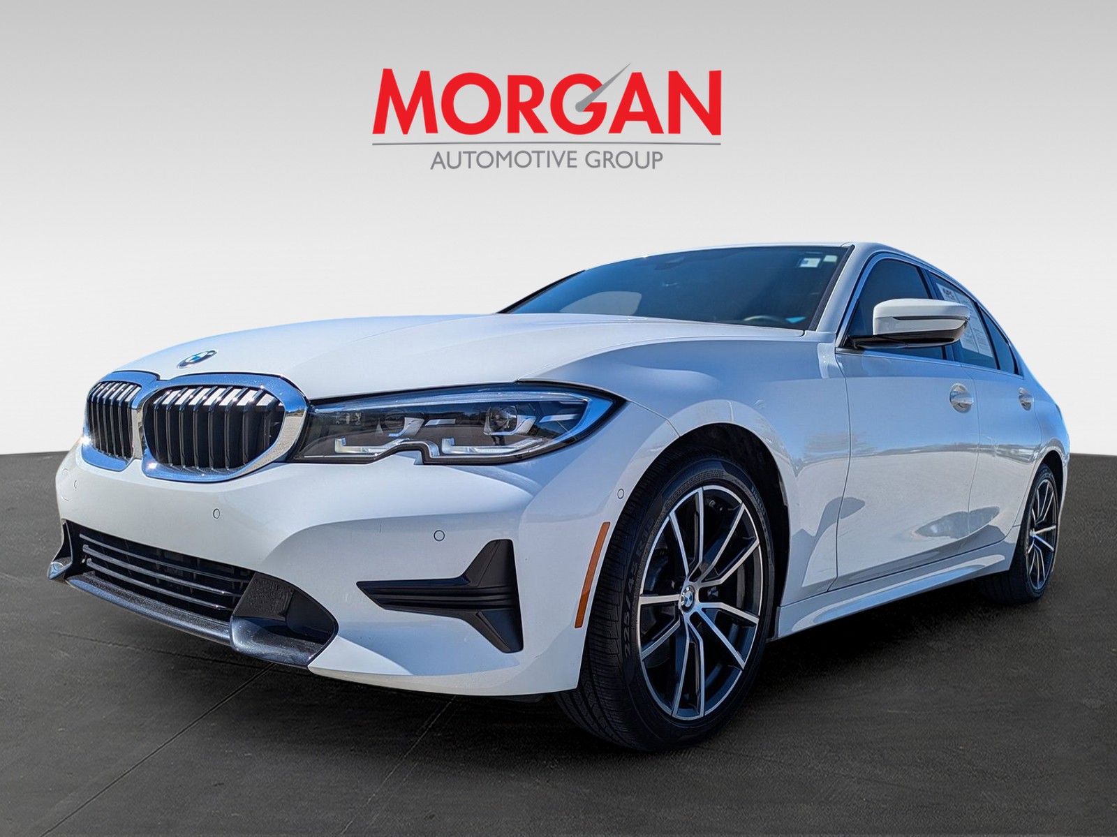 2022 BMW 3 Series - Photo 3
