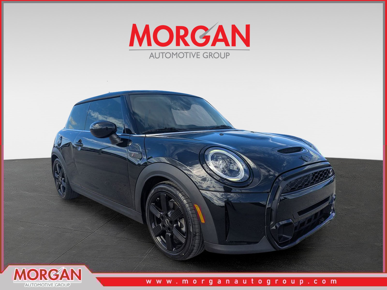 2024 MINI Hardtop 2 Door S's photo