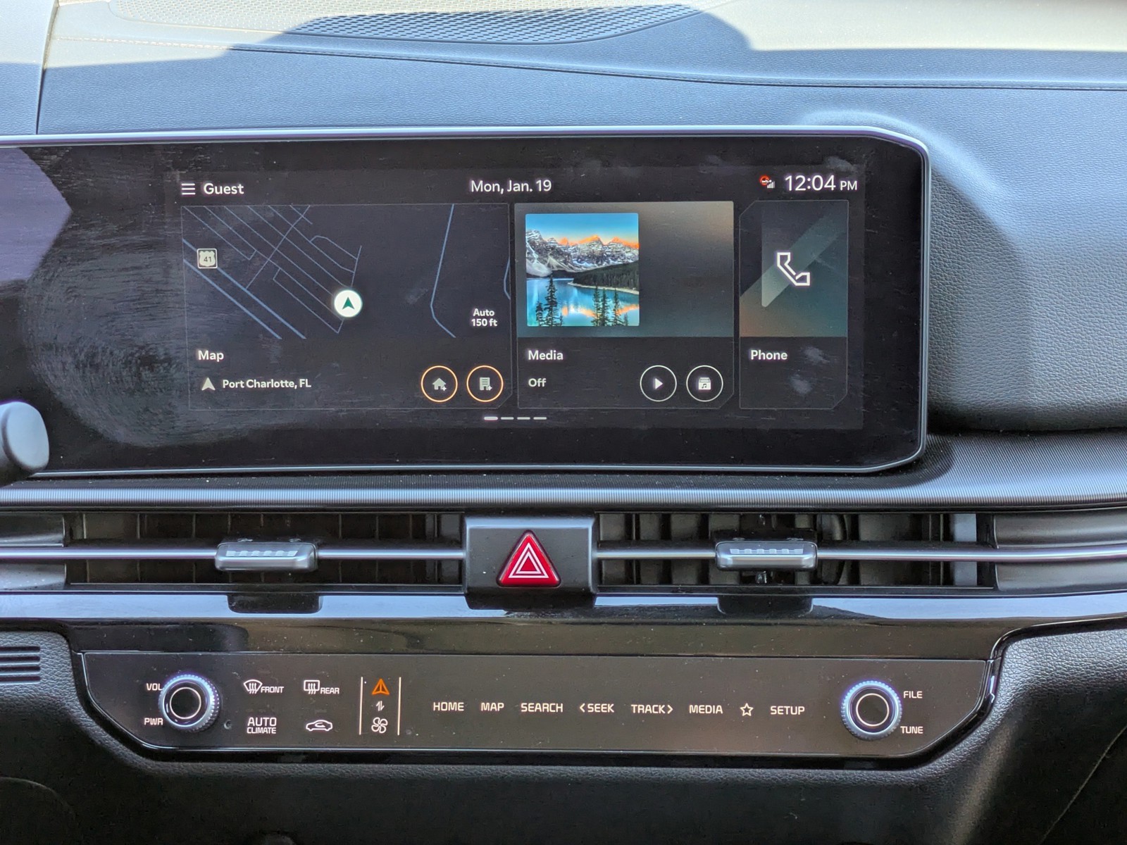2026 Kia Sportage - Photo 21
