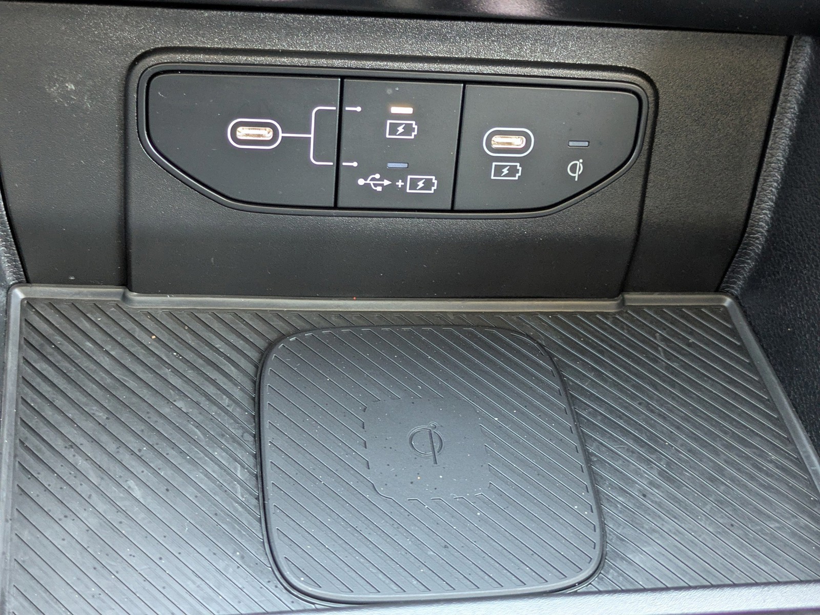 2026 Kia Sportage - Photo 26