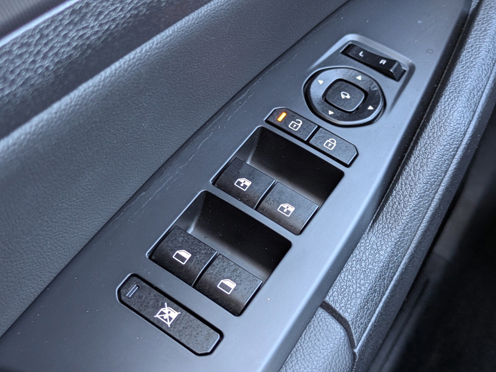 2026 Kia Sportage - Photo 29