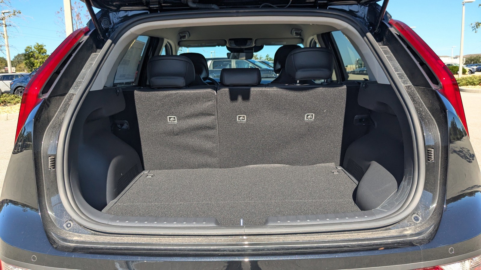2025 Kia Niro Plug-In Hybrid - Photo 15