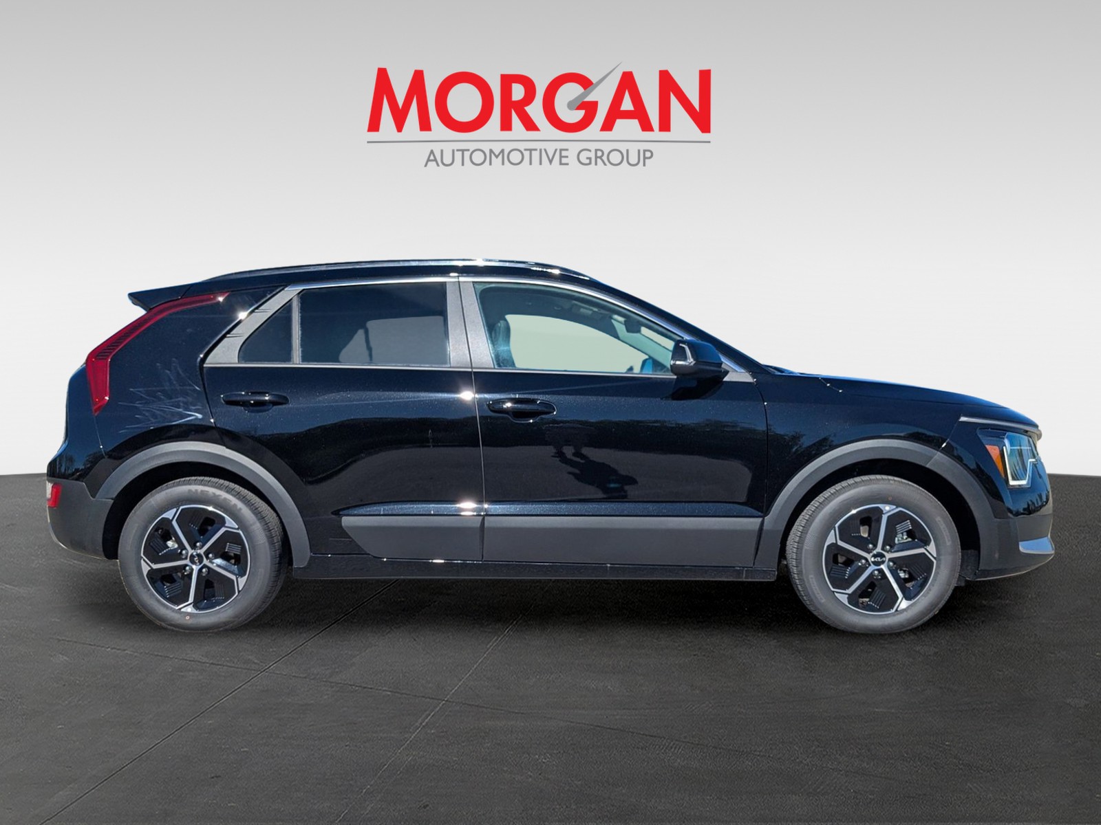 2025 Kia Niro Plug-In Hybrid - Photo 9