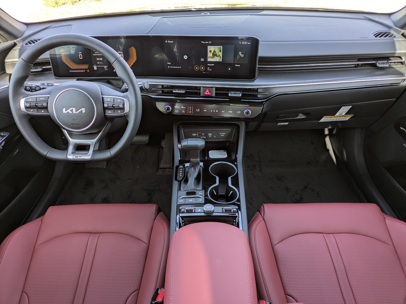 2026 Kia K5 - Photo 14