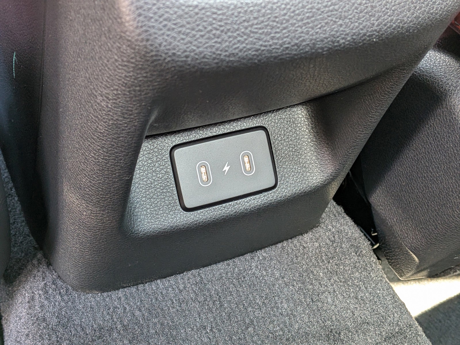 2026 Kia K5 - Photo 15