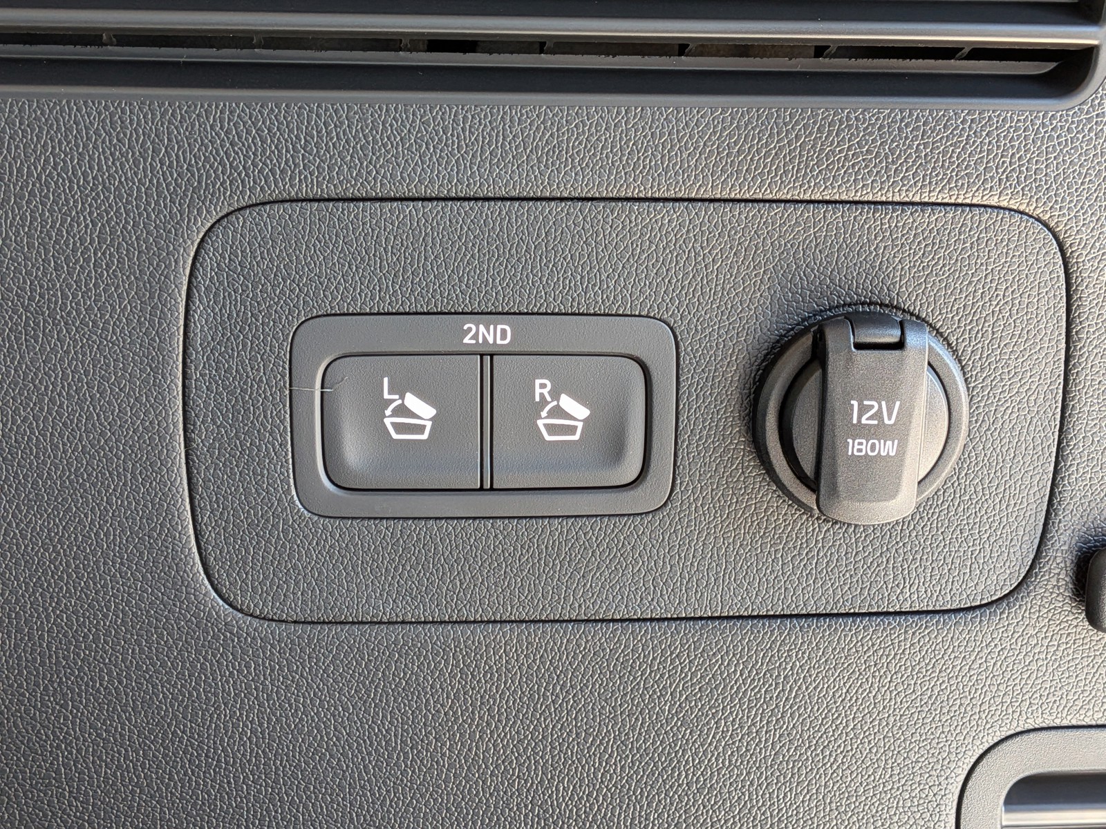 2026 Kia Sorento Hybrid - Photo 15