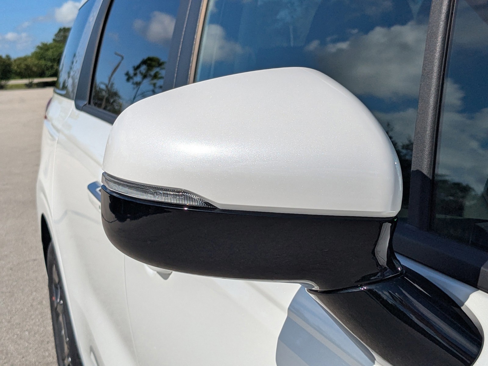 2026 Kia Carnival Hybrid - Photo 14