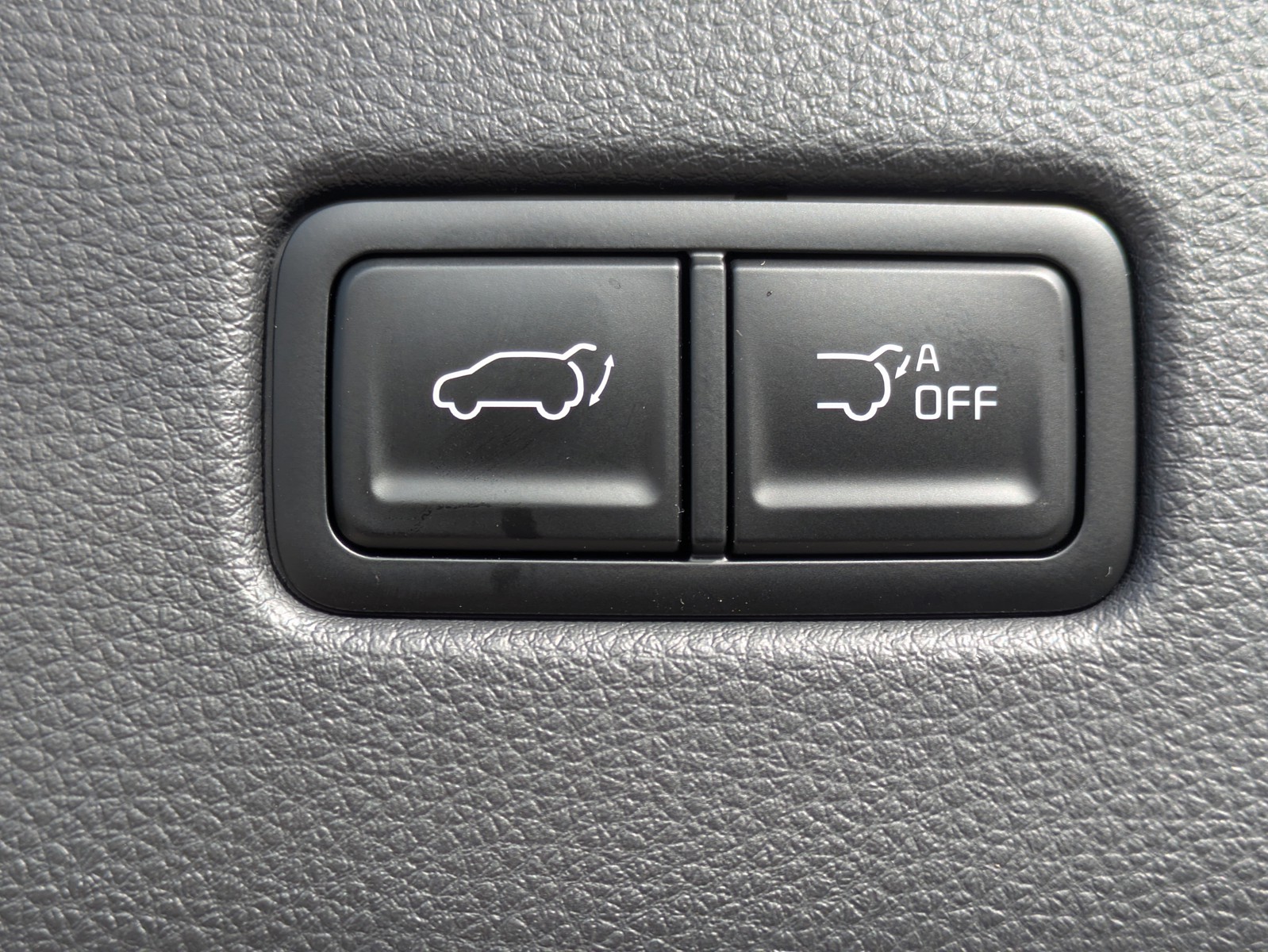 2026 Kia Carnival Hybrid - Photo 13