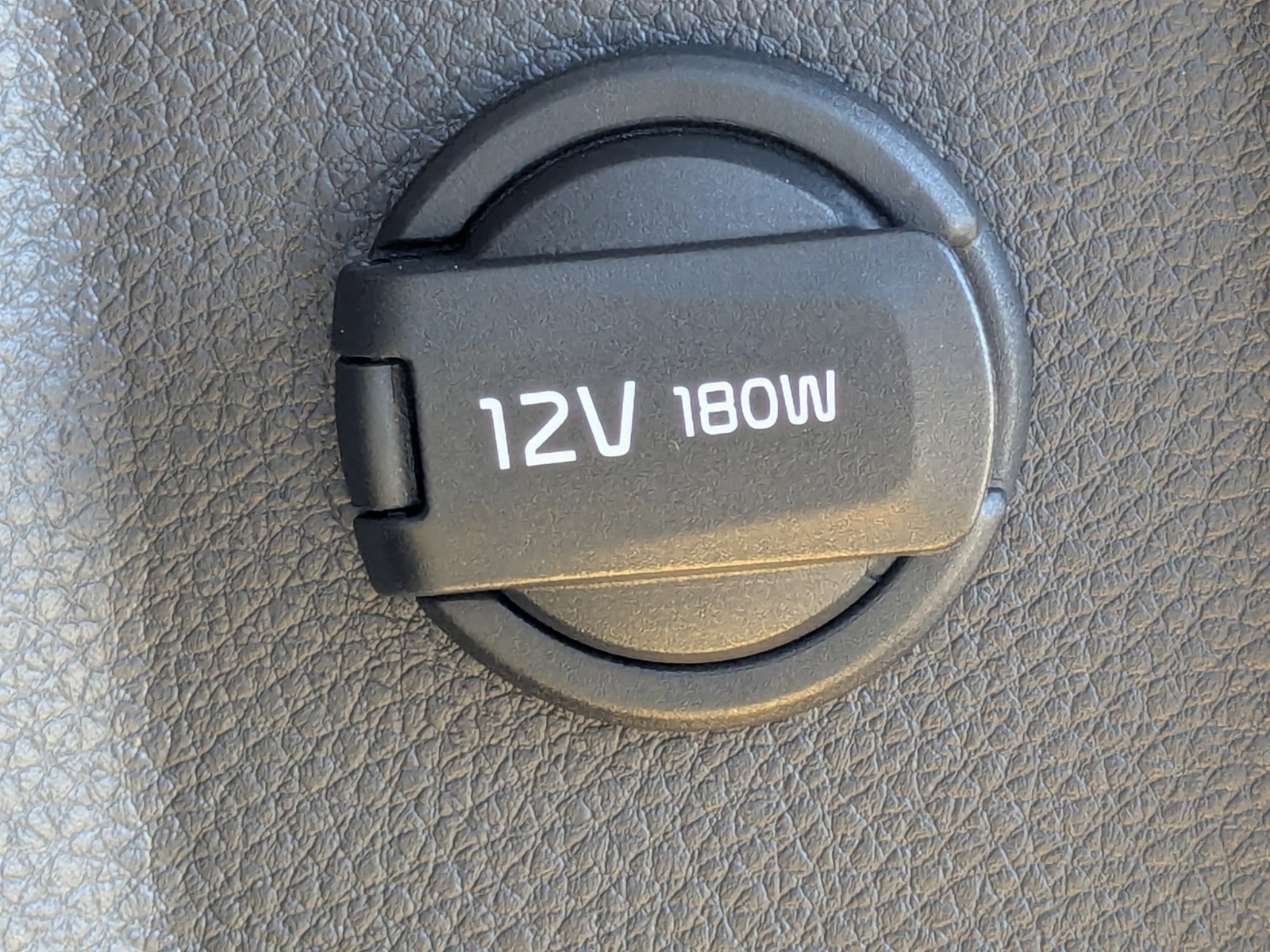 2026 Kia Carnival Hybrid - Photo 14