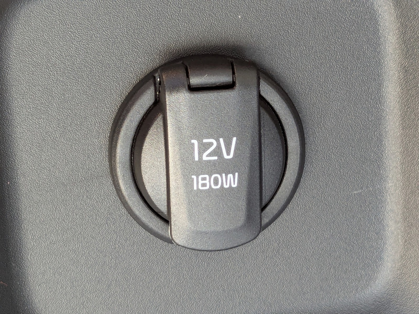 2026 Kia Sportage Hybrid - Photo 14