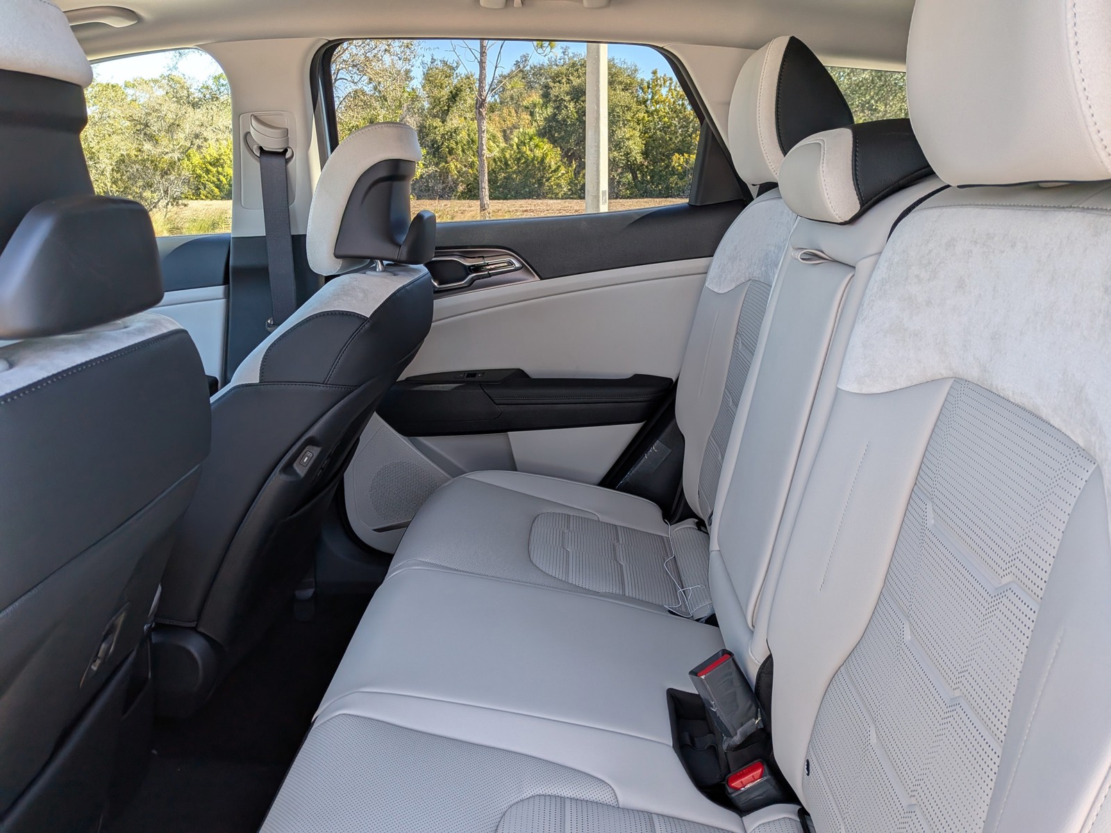 2026 Kia Sportage Hybrid - Photo 15