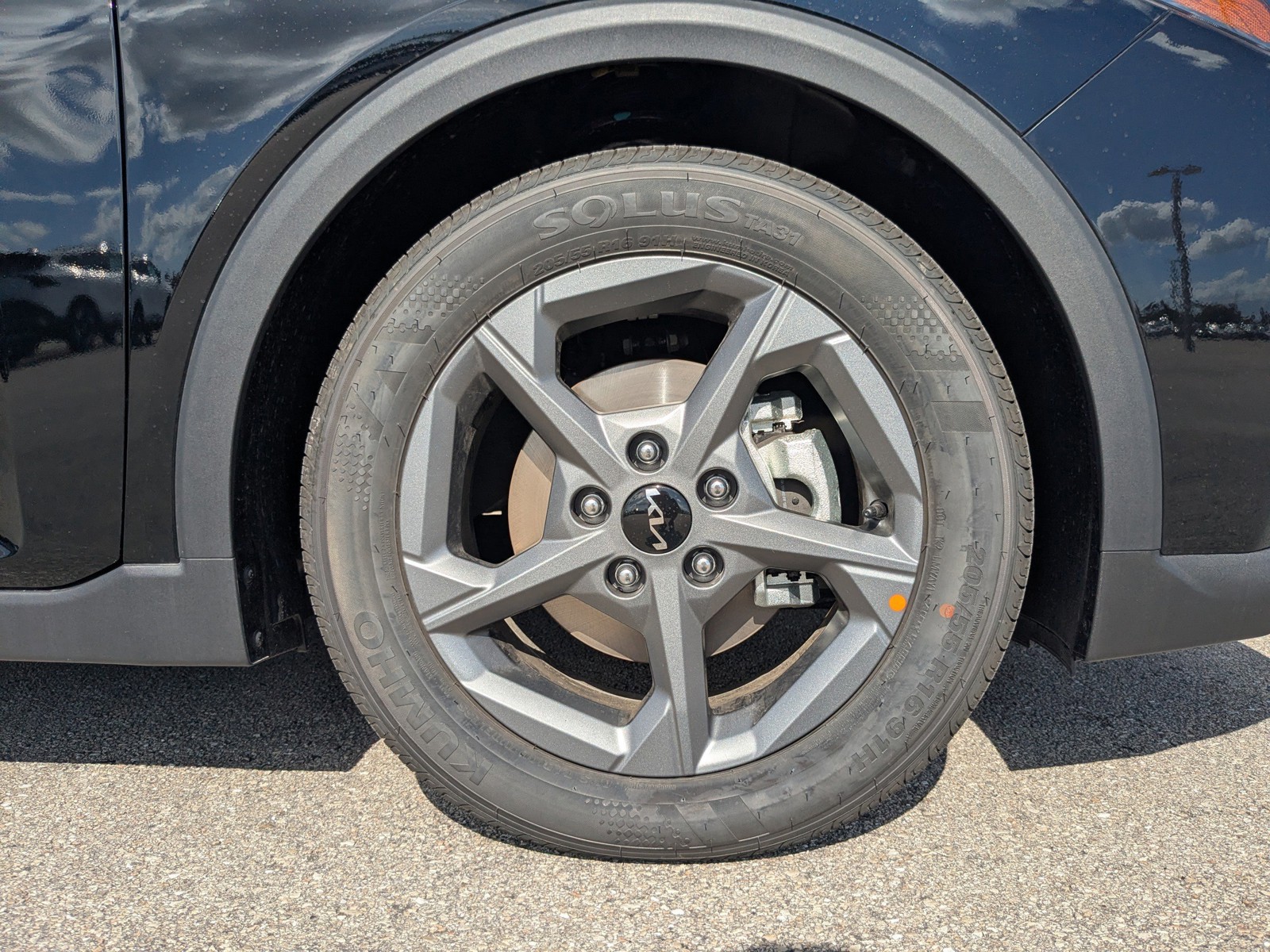 2025 Kia K4 - Photo 13