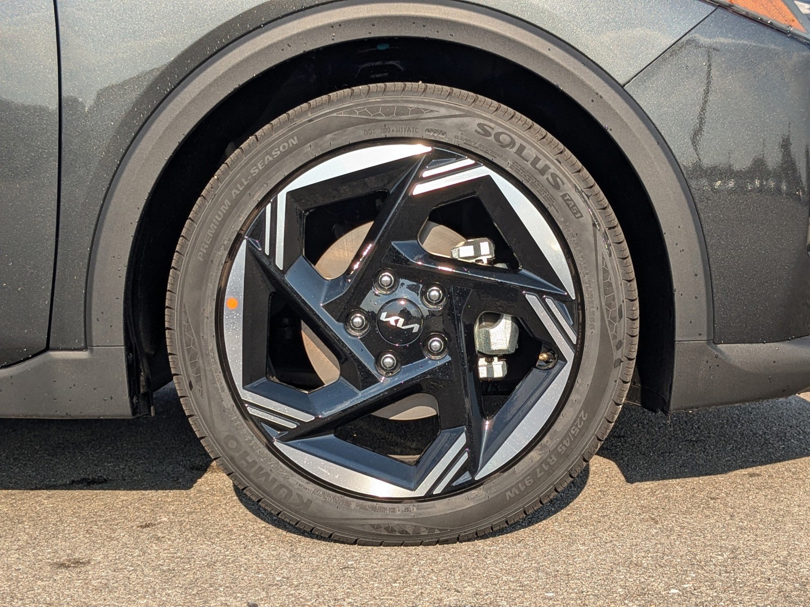 2025 Kia K4 - Photo 13