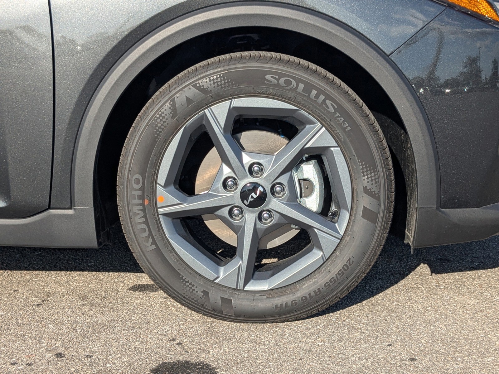 2025 Kia K4 - Photo 13