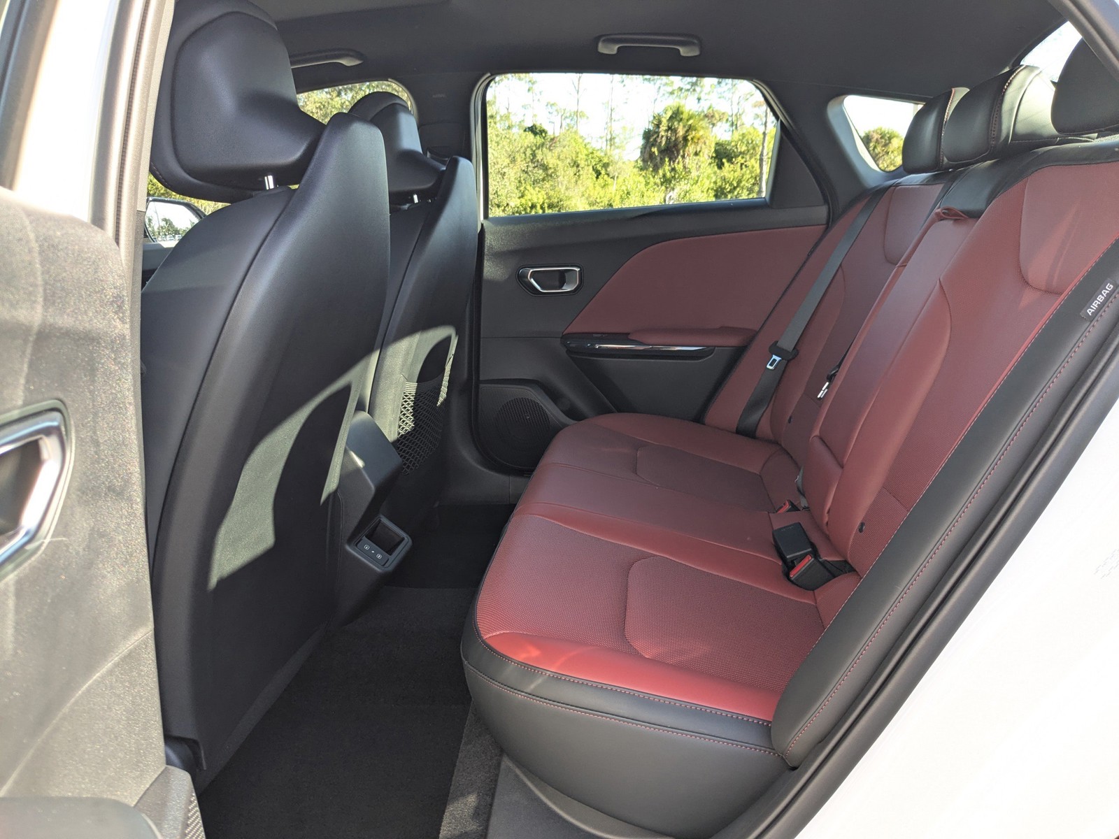 2025 Kia K4 - Photo 15
