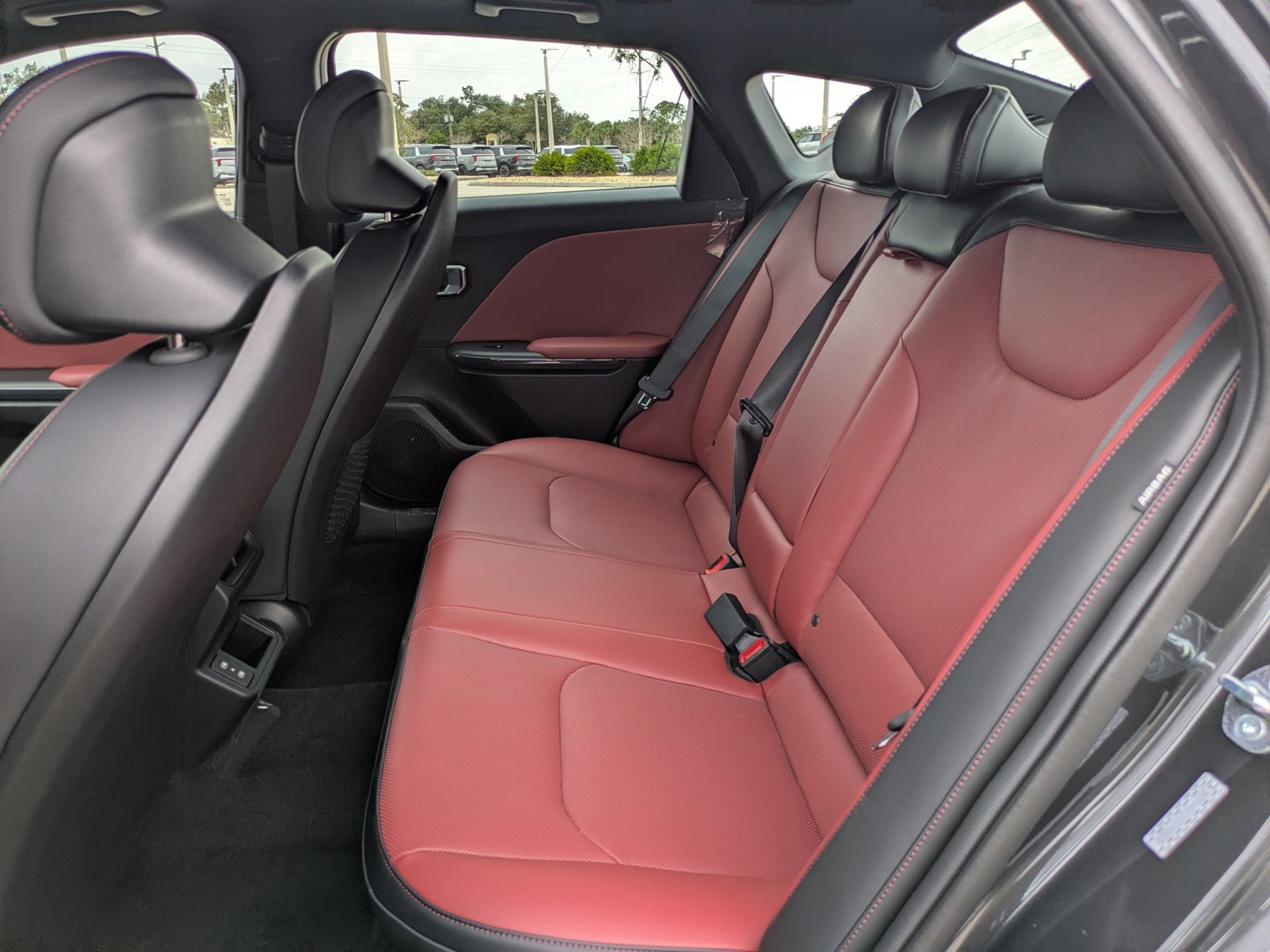 2025 Kia K4 - Photo 15