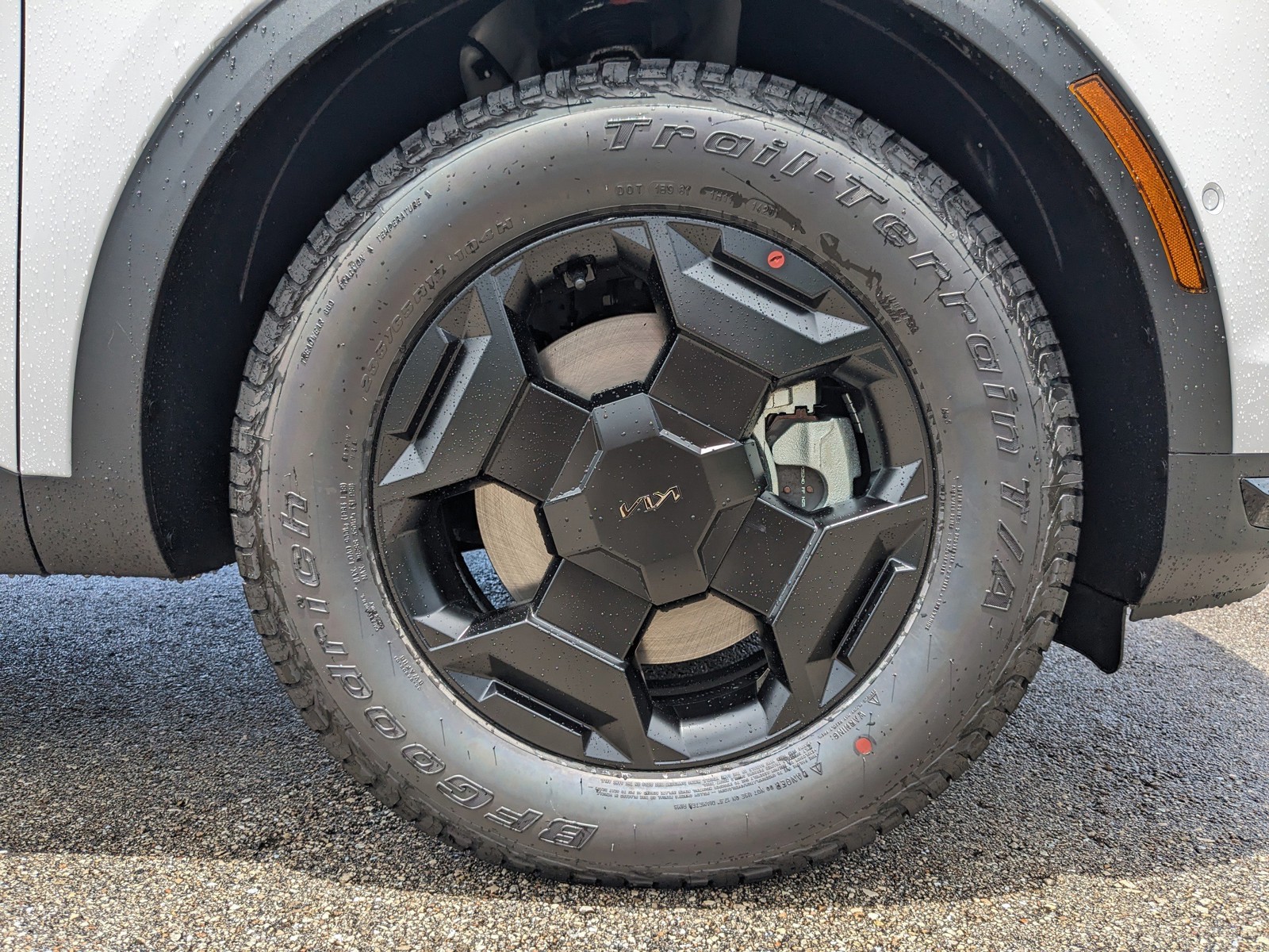 2026 Kia Sportage - Photo 13