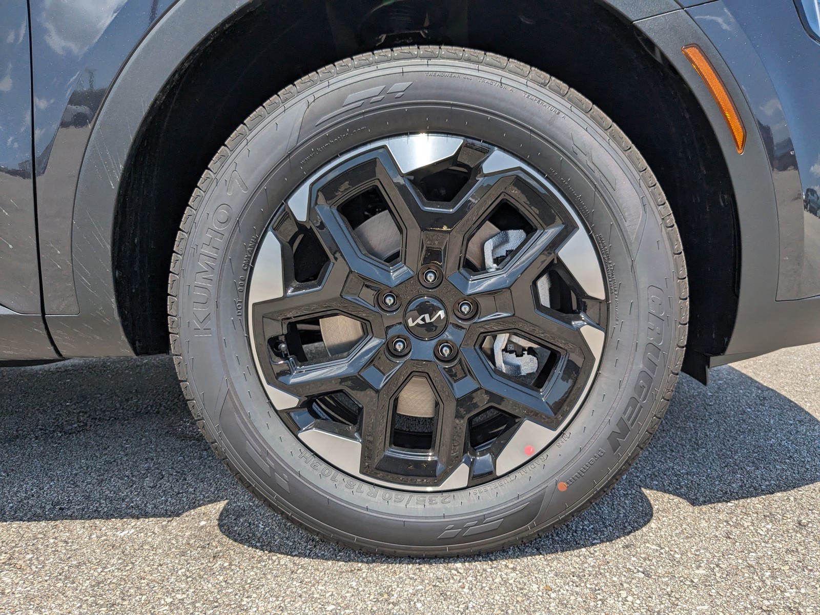 2025 Kia Sorento - Photo 13