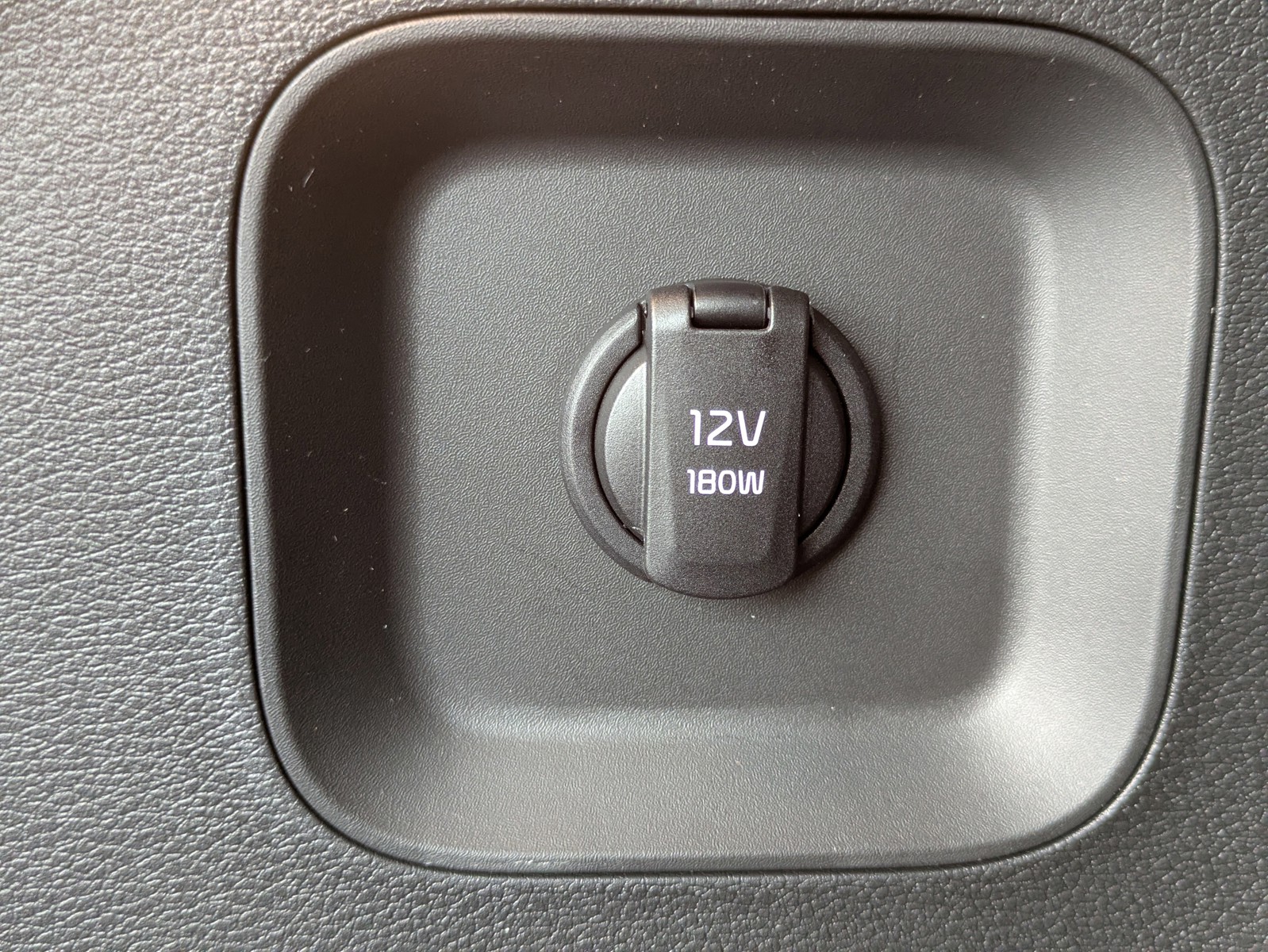 2026 Kia Sportage - Photo 15