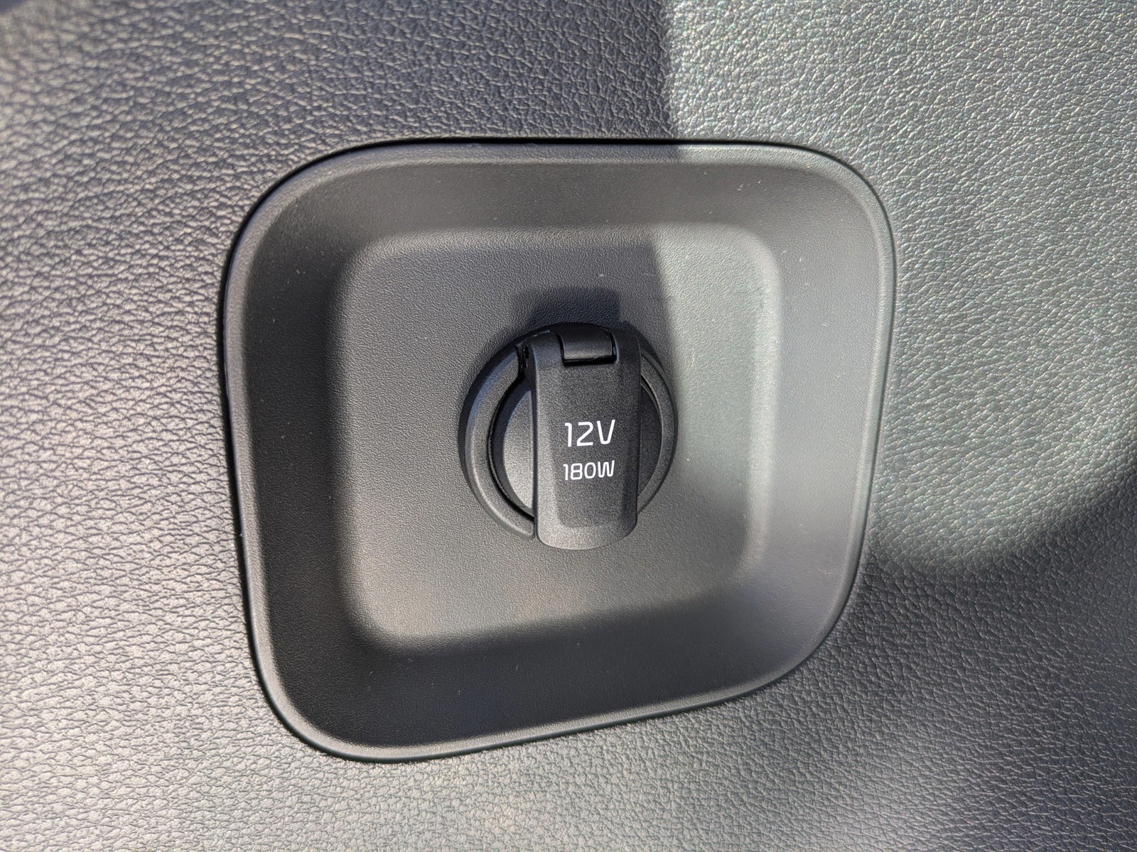 2026 Kia Sportage - Photo 15