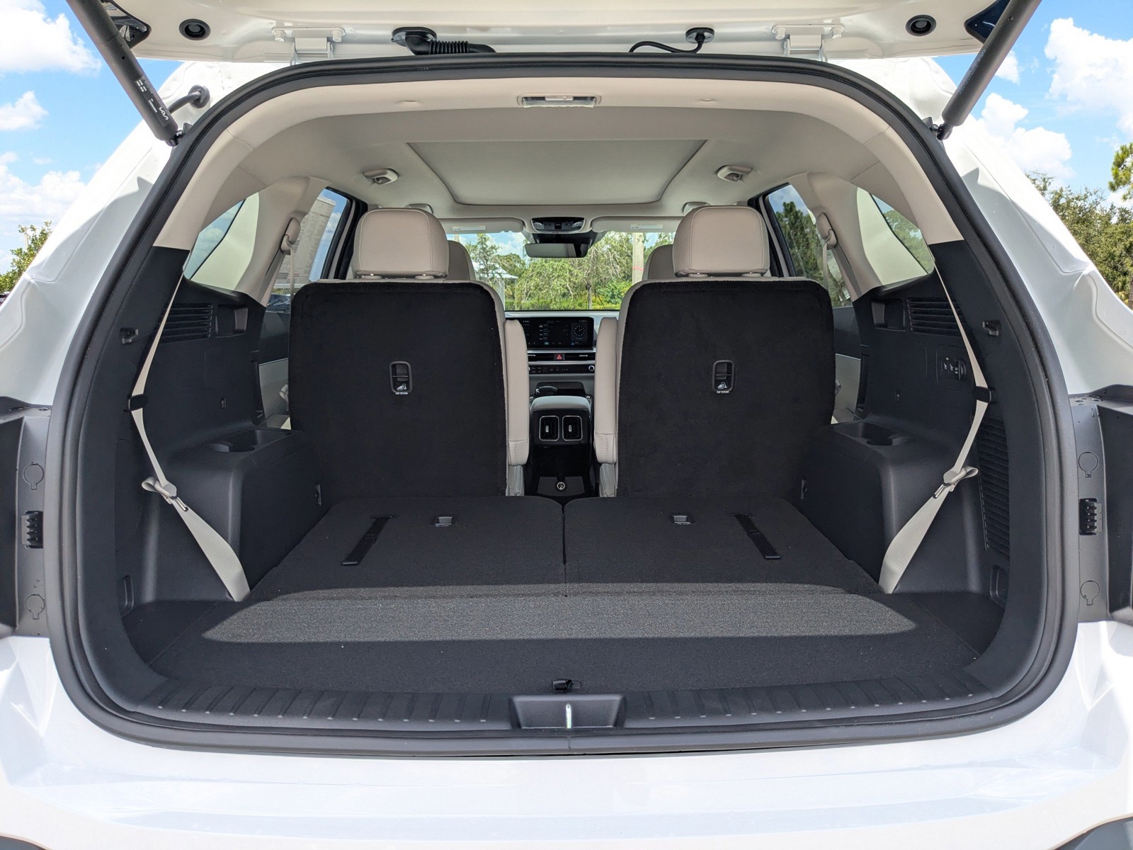2025 Kia Sorento - Photo 15