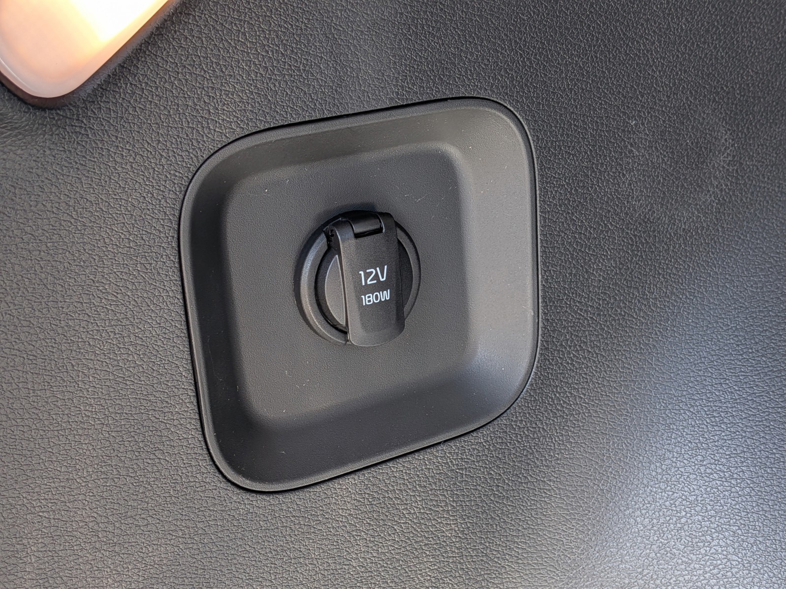 2026 Kia Sportage - Photo 15