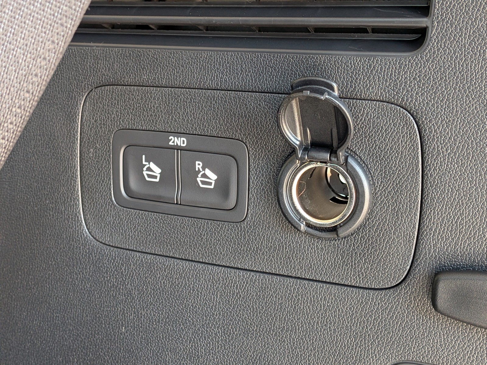 2026 Kia Sorento - Photo 14