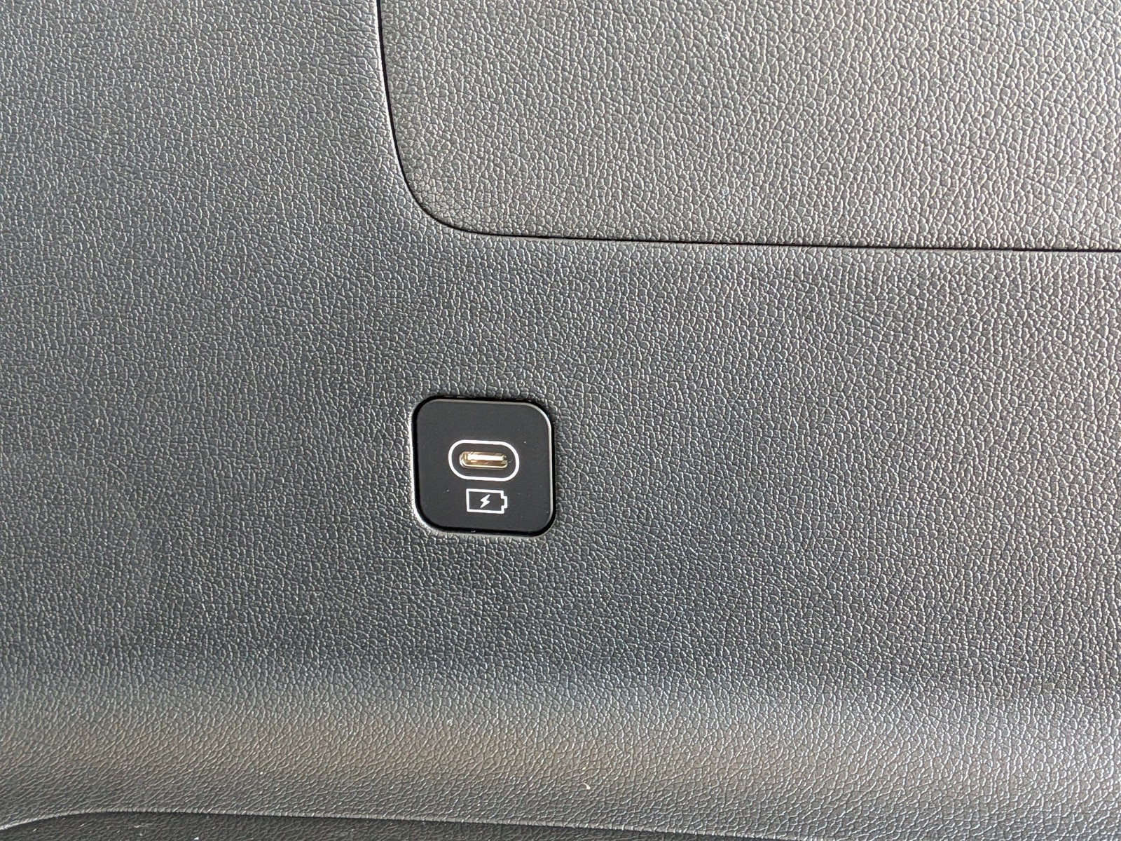 2026 Kia Sorento - Photo 15