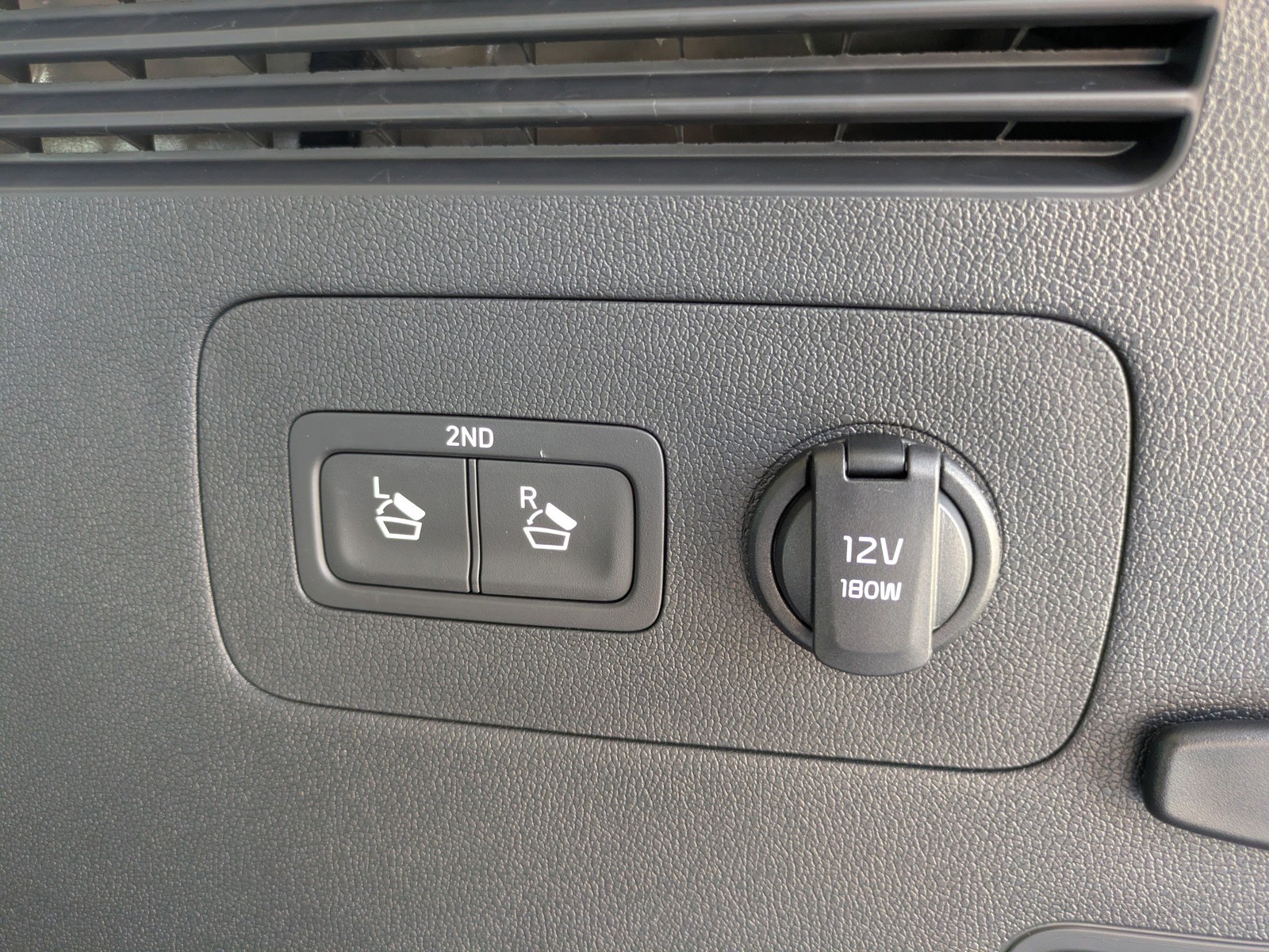 2026 Kia Sorento - Photo 15