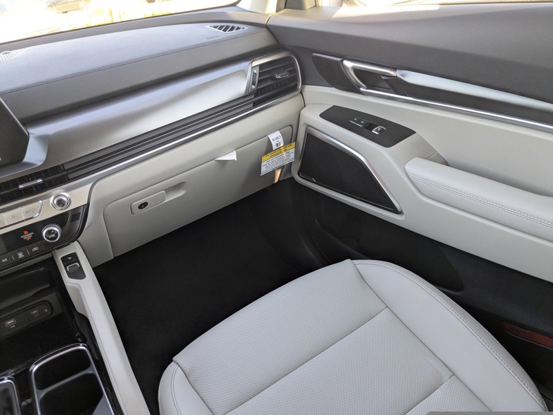 2025 Kia Telluride - Photo 25
