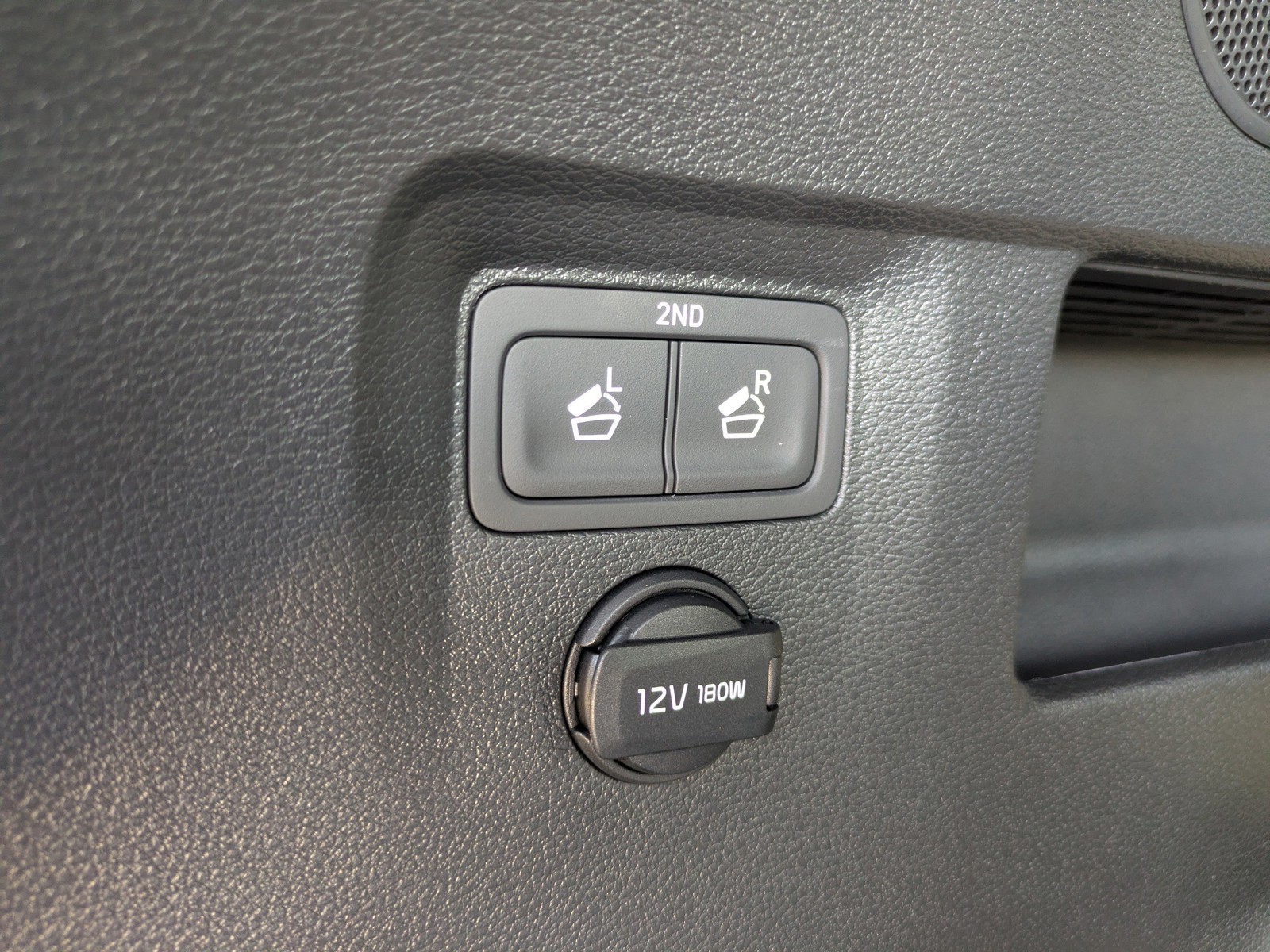 2025 Kia Telluride - Photo 14